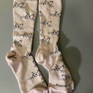 Sockwell Cat Print Pink Cream Compression Socks
